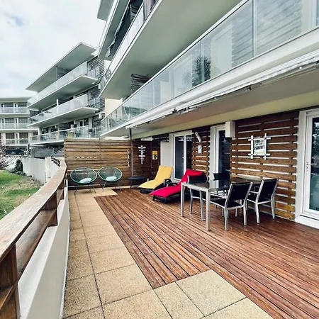 50 M At Lakefront With Garden Balcony * La Rochelle (Charente-Maritime)